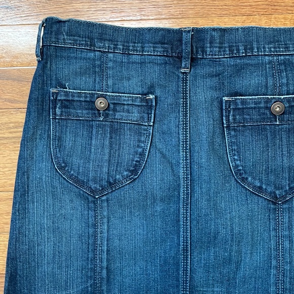 Old Navy Jean Skirt - Picture 11 of 16